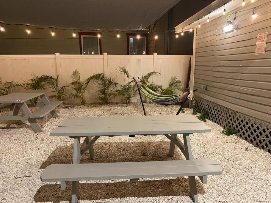 Chic Bungalow Apartment Steps From Armature Works & Downtown Riverwalk Tampa Eksteriør bilde