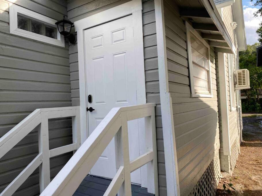 Chic Bungalow Apartment Steps From Armature Works & Downtown Riverwalk Tampa Eksteriør bilde