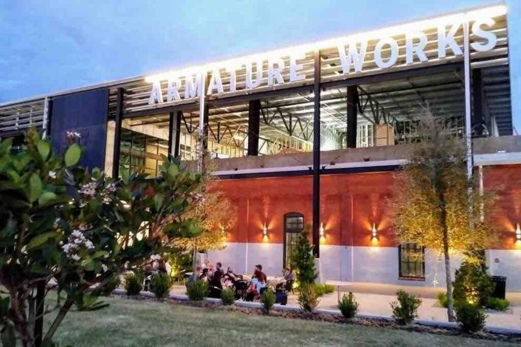 Chic Bungalow Apartment Steps From Armature Works & Downtown Riverwalk Tampa Eksteriør bilde
