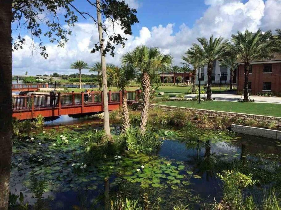 Chic Bungalow Apartment Steps From Armature Works & Downtown Riverwalk Tampa Eksteriør bilde