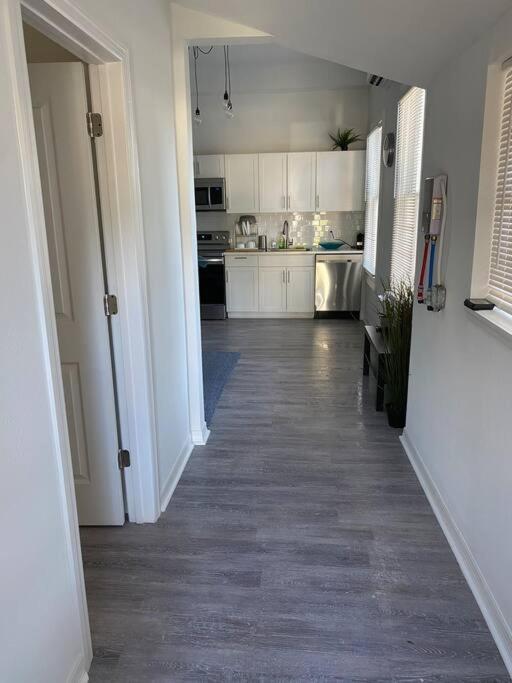 Chic Bungalow Apartment Steps From Armature Works & Downtown Riverwalk Tampa Eksteriør bilde